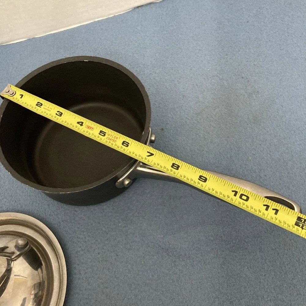 Kirkland Signature NSF Hard-Anodized Aluminum 1 QT (.94 L) Saucepan w/Lid
